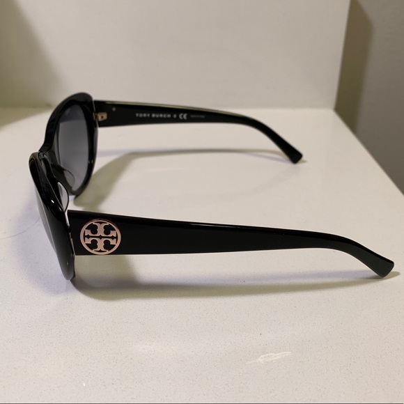 Tory Burch Accessories - Tory Burch sunglasses